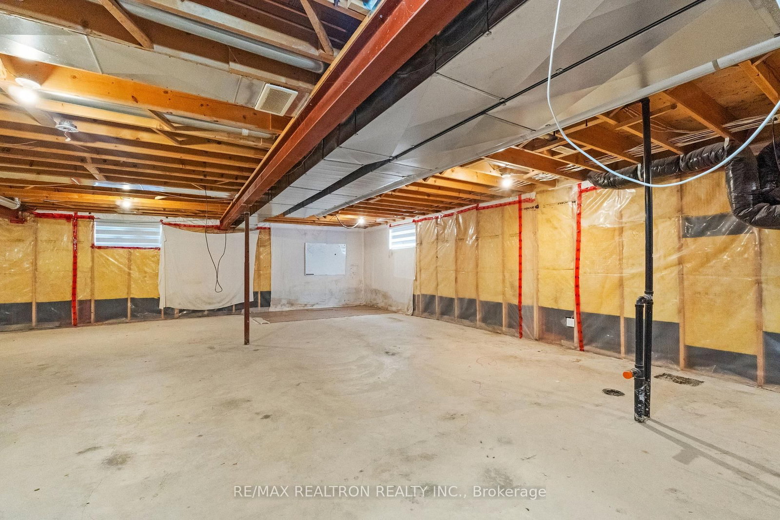 25 Linden Lane • Belleville, ON photo 31