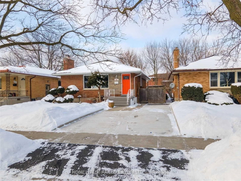 #Main - 606 Ross Street