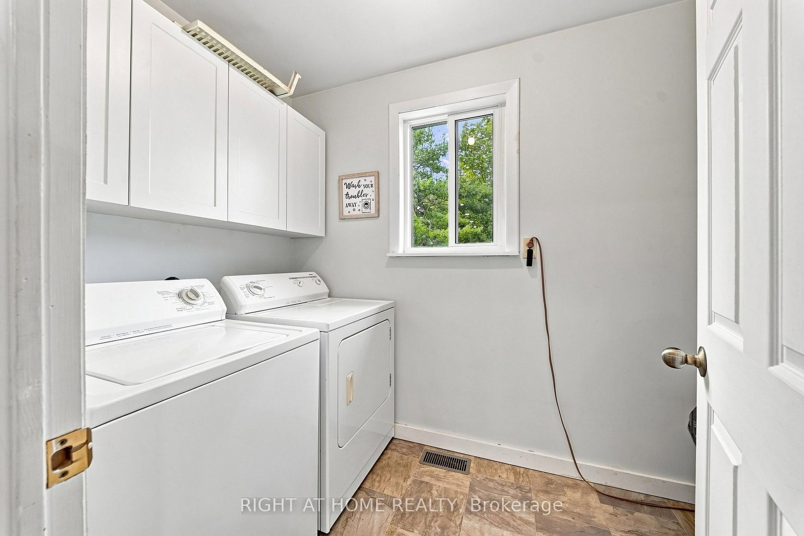 489 Twin Sisters Lake Road • Limoges, ON photo 17