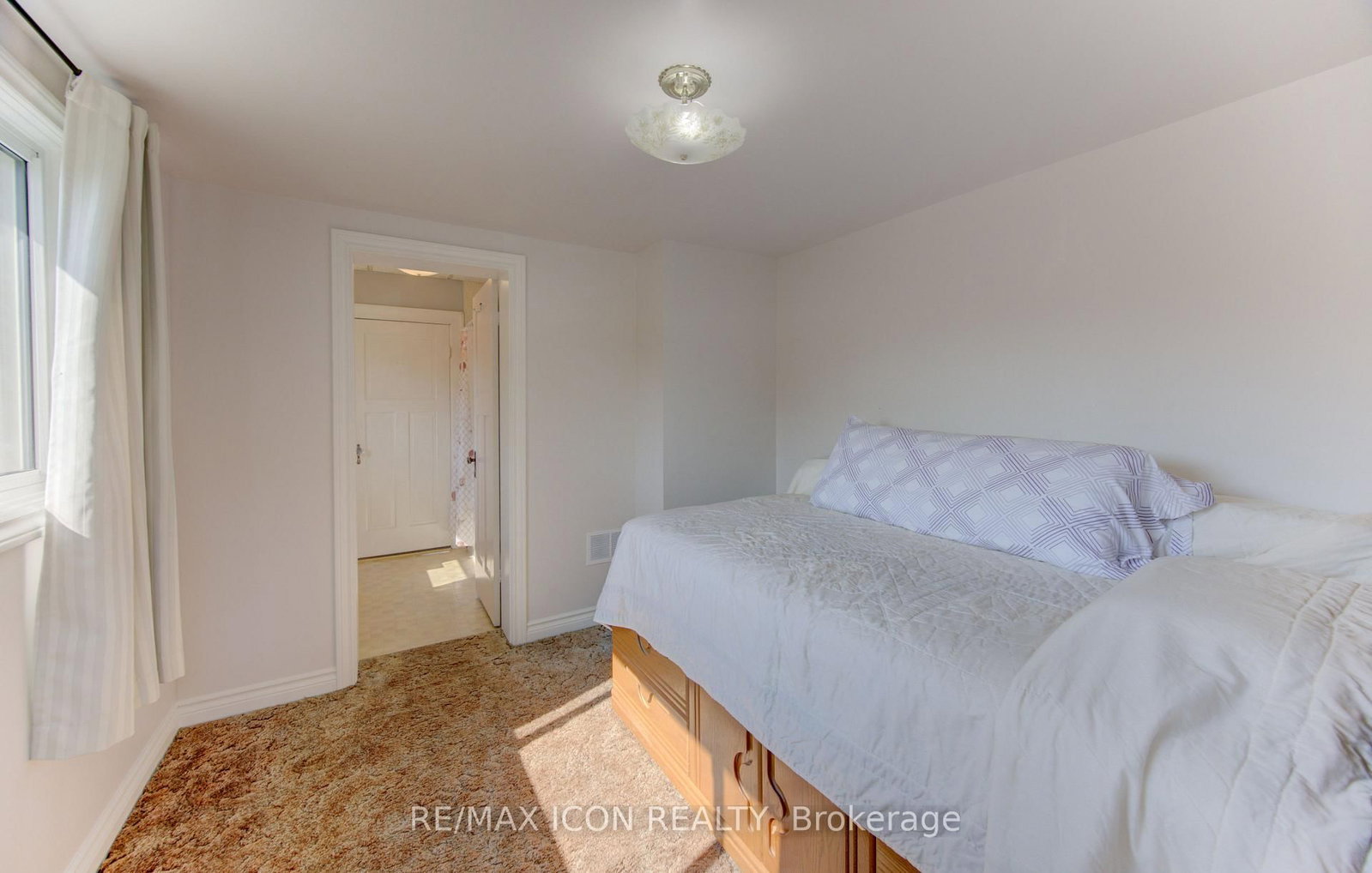 224 Weber Street E • Kitchener, ON photo 35