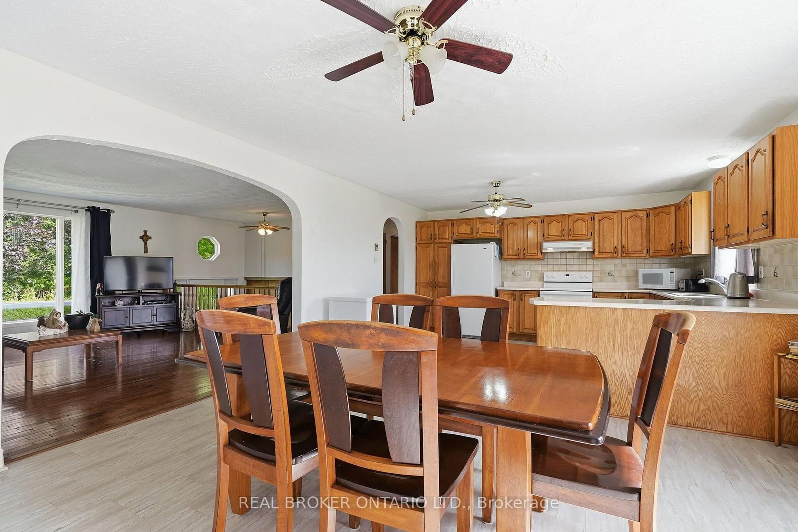 550 Concession 1 Road • Alfred and Plantagenet, ON photo 10