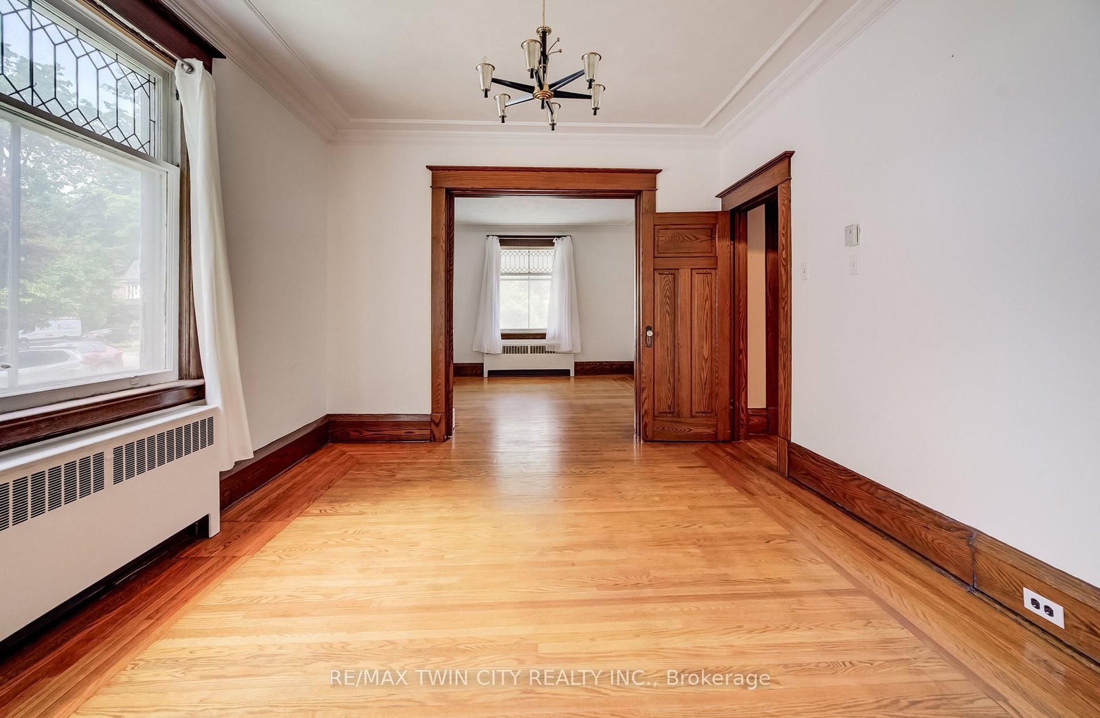 211 Main Street • Cambridge, ON photo 11
