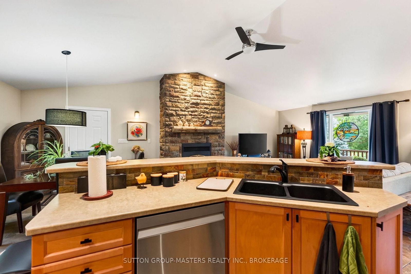 4126 Hideaway Lane • Battersea, ON photo 11