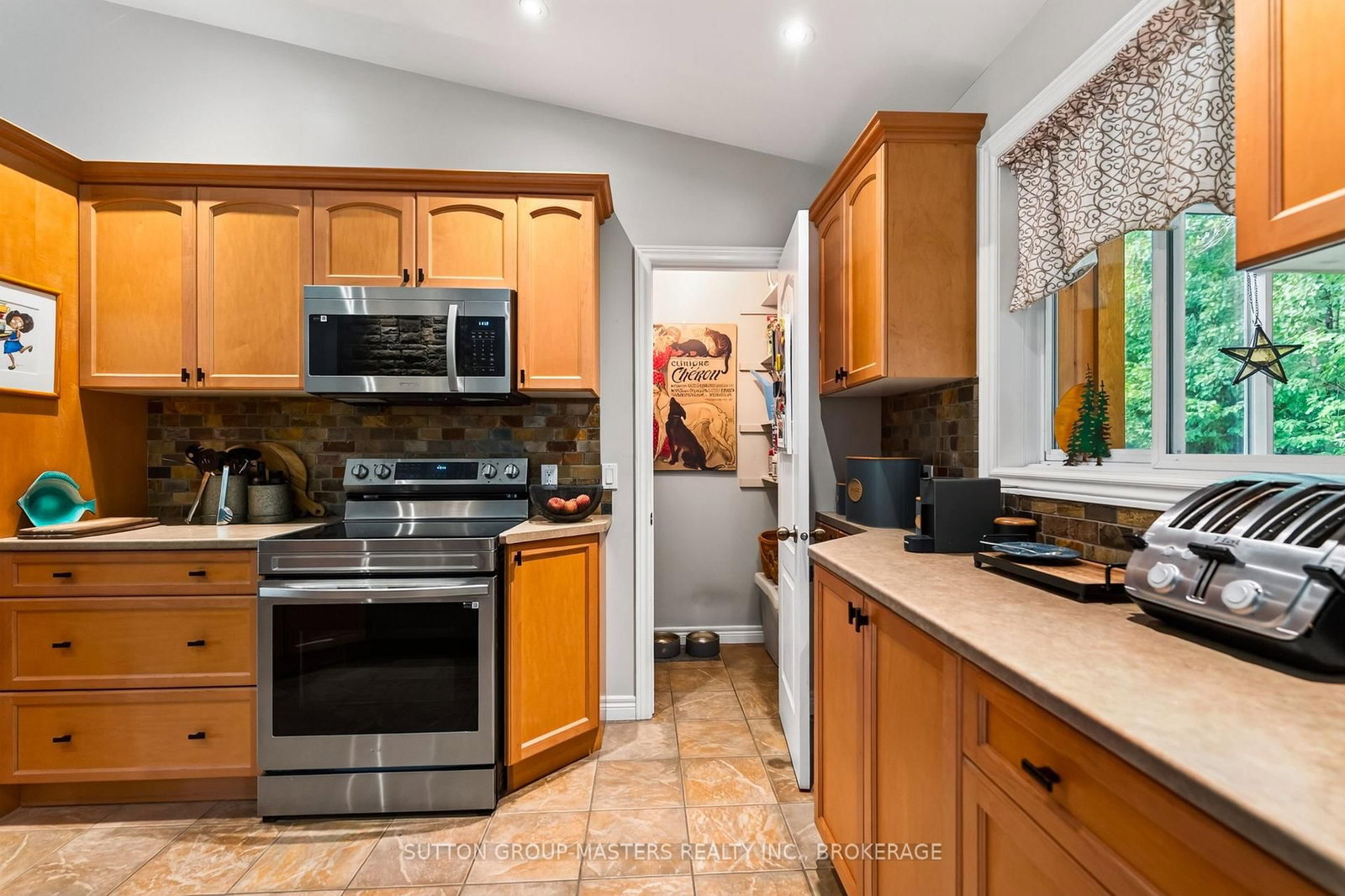 4126 Hideaway Lane • Battersea, ON photo 13