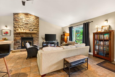 4126 Hideaway Lane • Battersea, ON photo 9