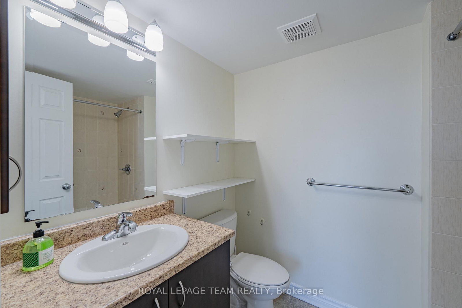 634 Chapman Mills Drive • #B • Ottawa, ON photo 33
