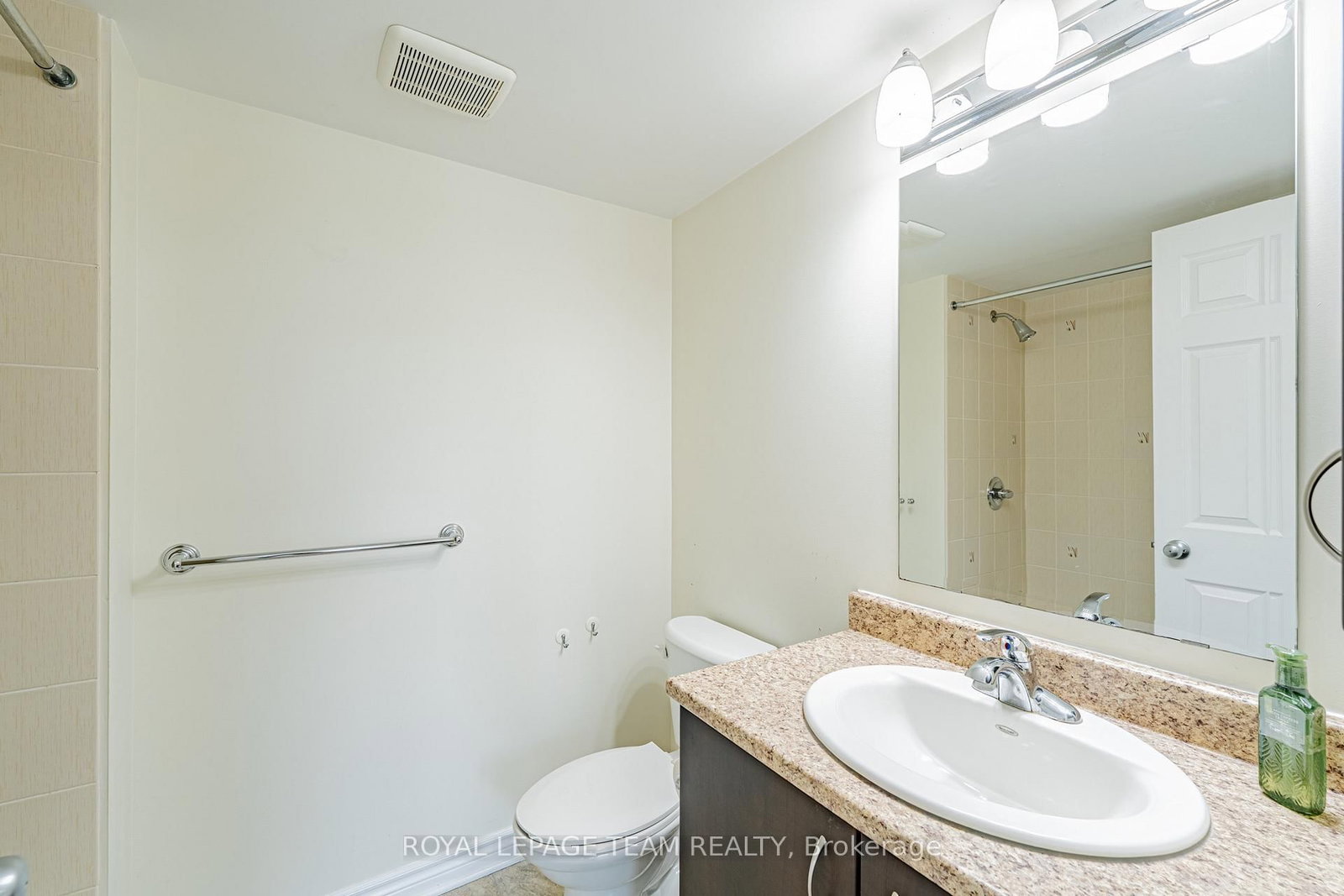 634 Chapman Mills Drive • #B • Ottawa, ON photo 39