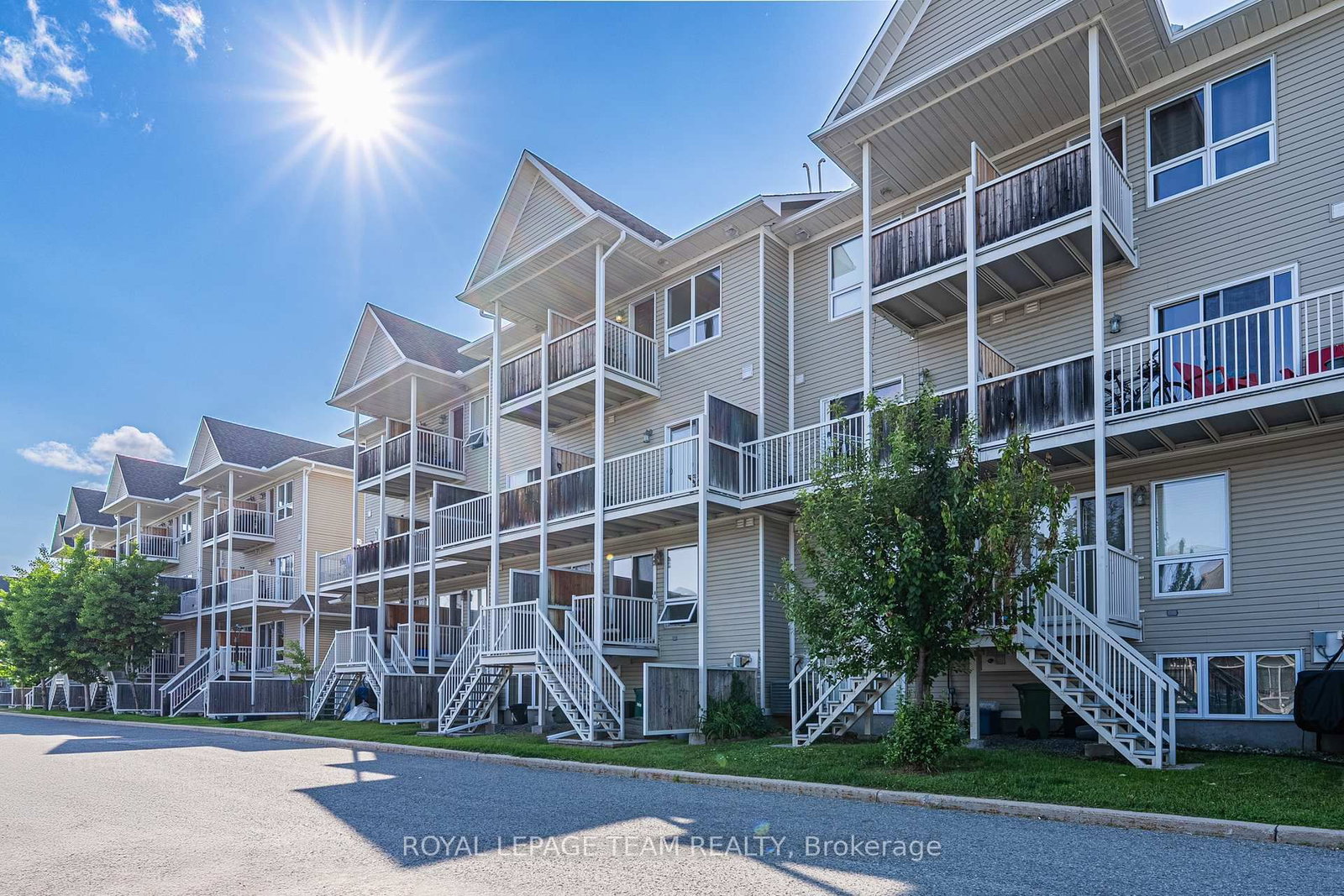 634 Chapman Mills Drive • #B • Ottawa, ON photo 43