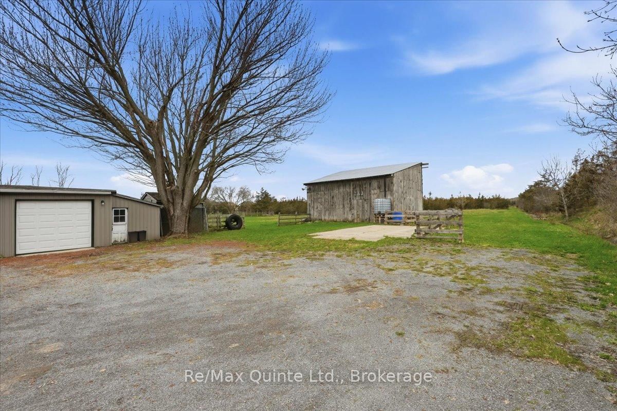 2388 County Rd 64 • Quinte West, ON photo 38