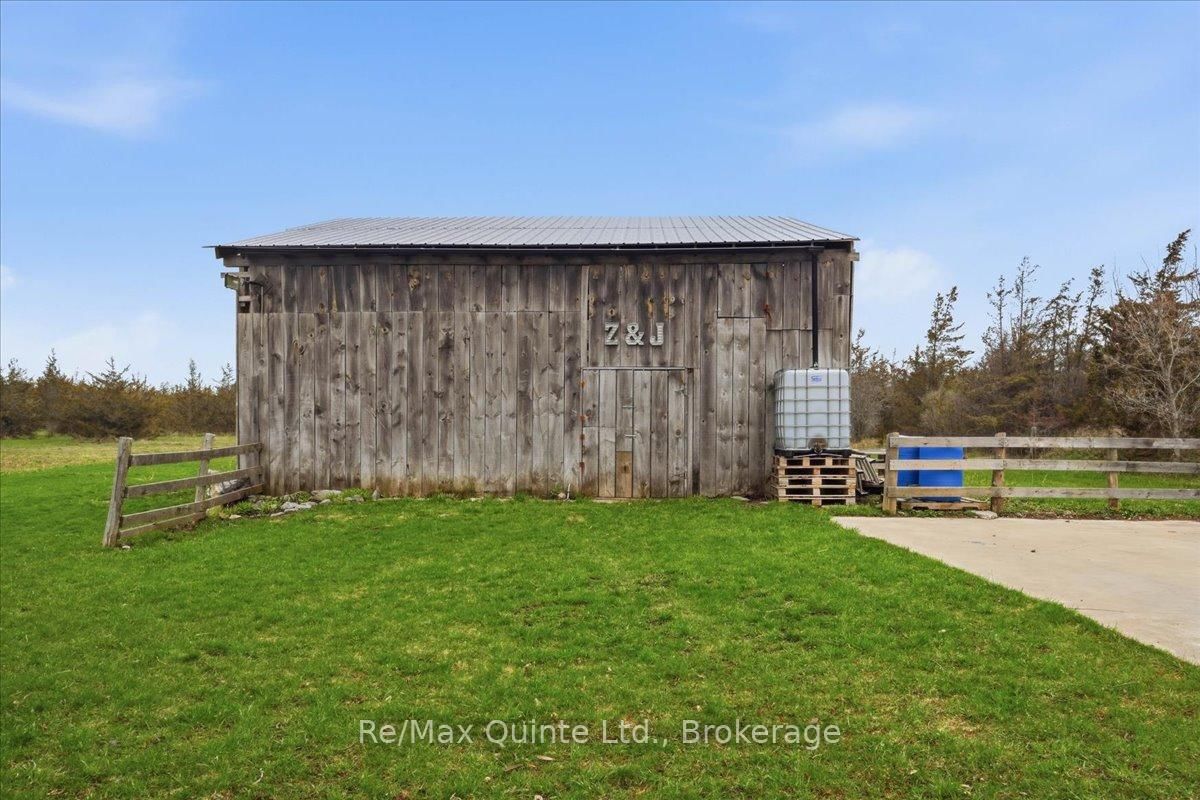 2388 County Rd 64 • Quinte West, ON photo 39