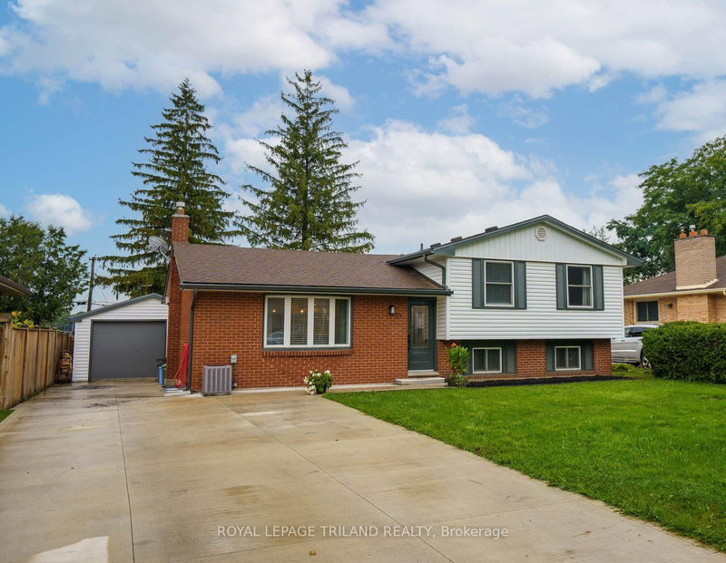 93 Goldwick Crescent