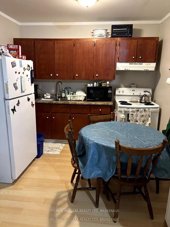 130 Killaly Street E • Port Colborne, ON photo 19