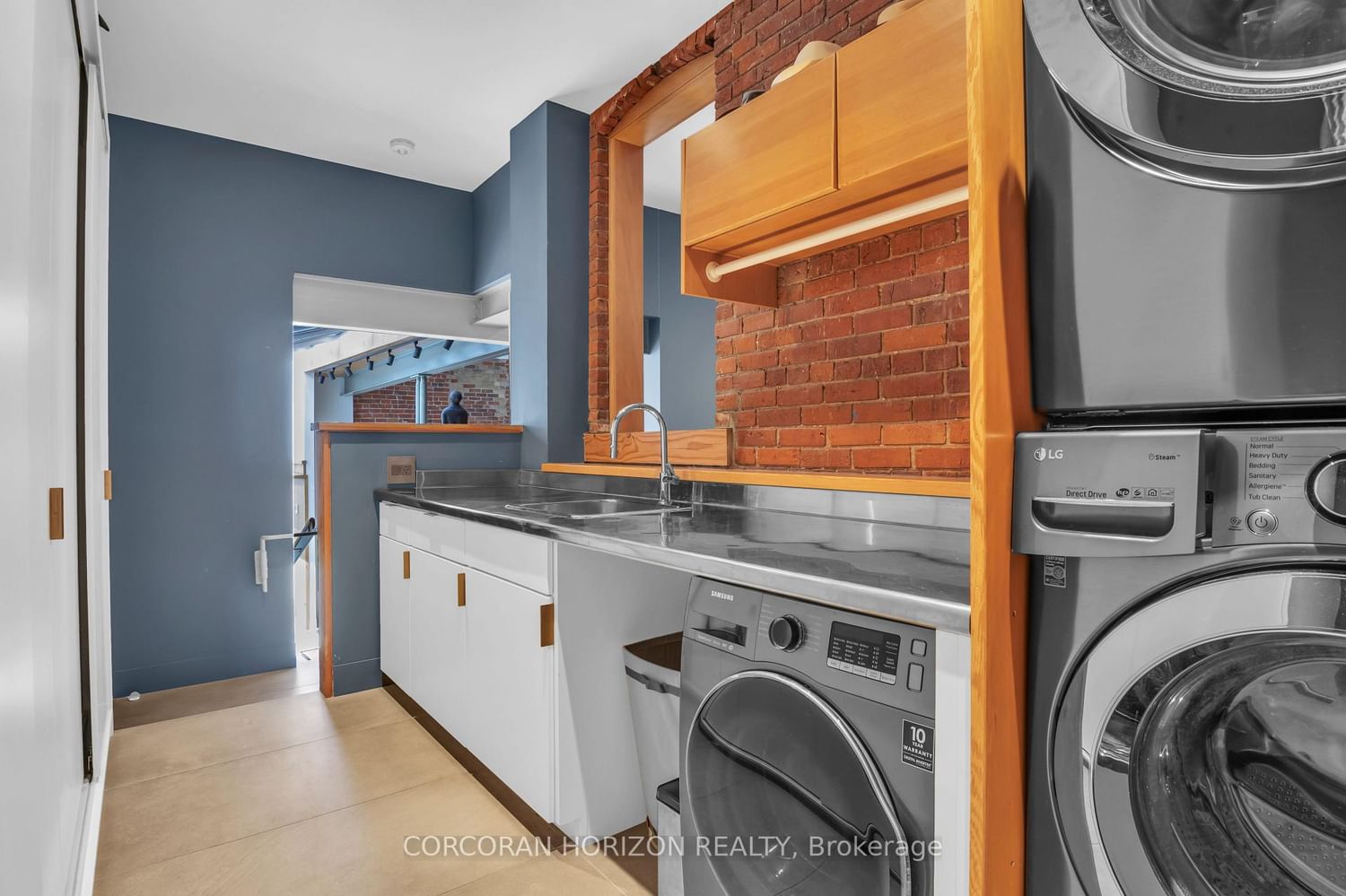 9 Cobourg Street • Stratford, ON photo 26