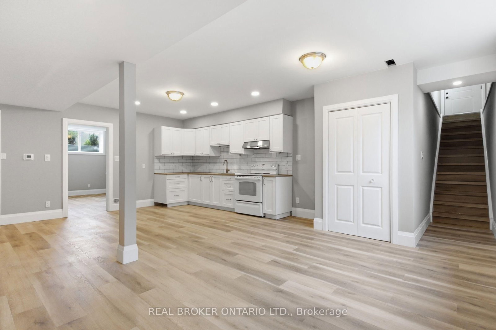 296 St Ann Avenue, Wilmot 1