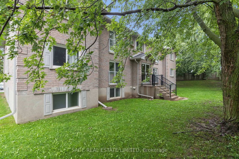 10 - 327 Northlake Drive