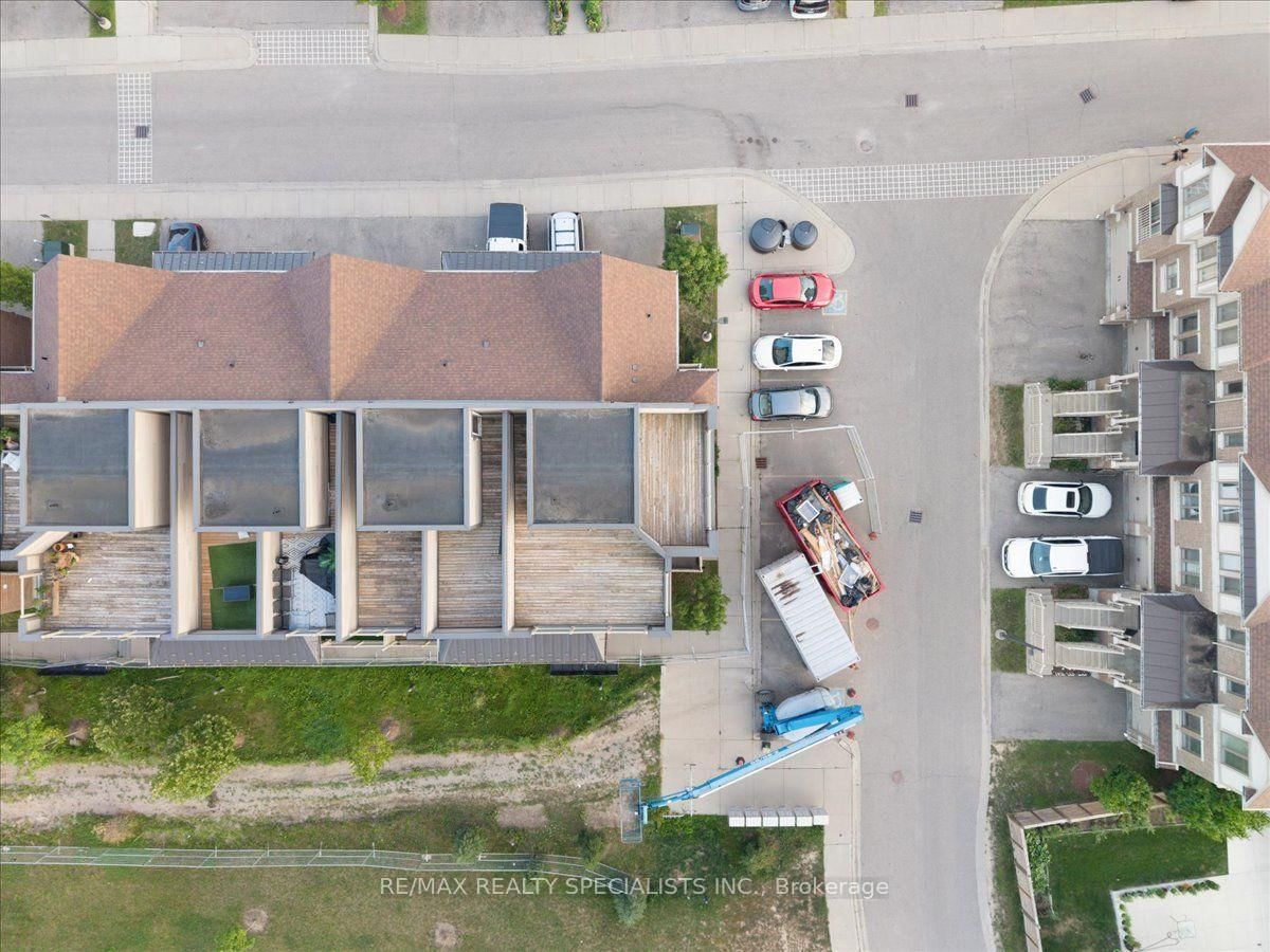 70 Willowrun Drive • #E8 • Kitchener, ON photo 36