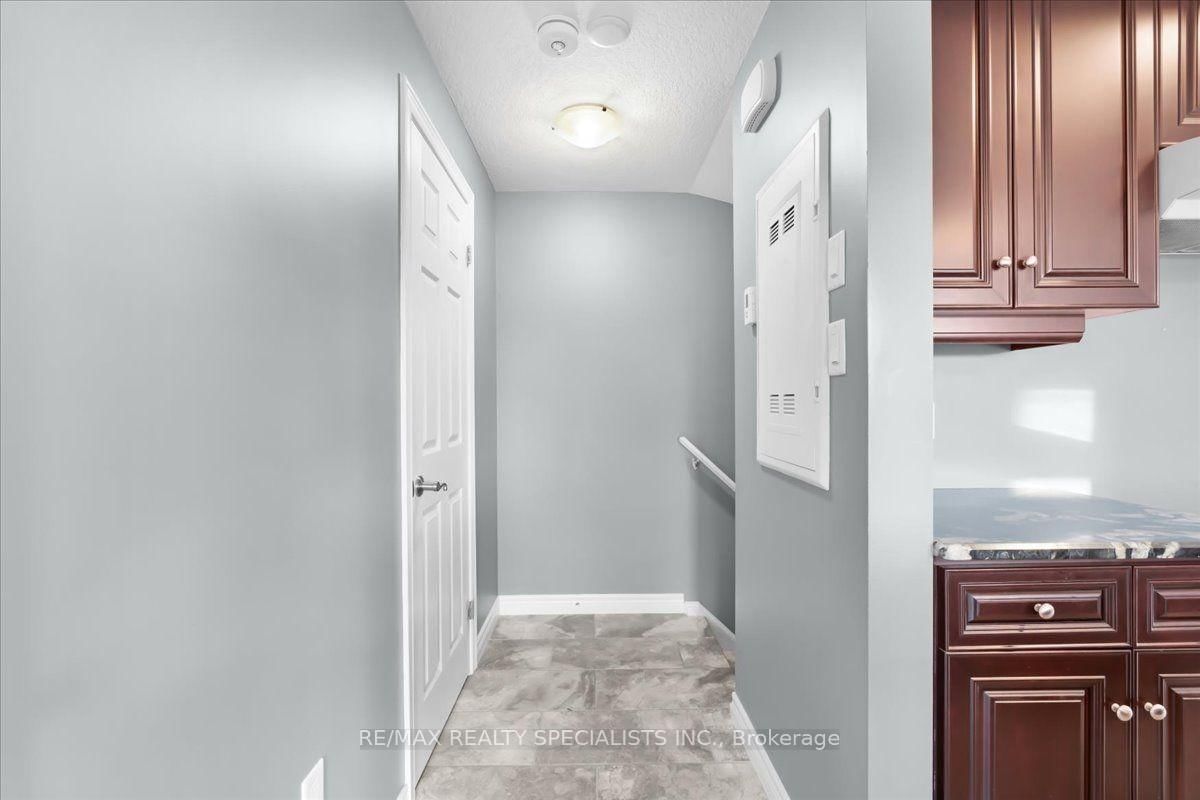 70 Willowrun Drive • #E8 • Kitchener, ON photo 9