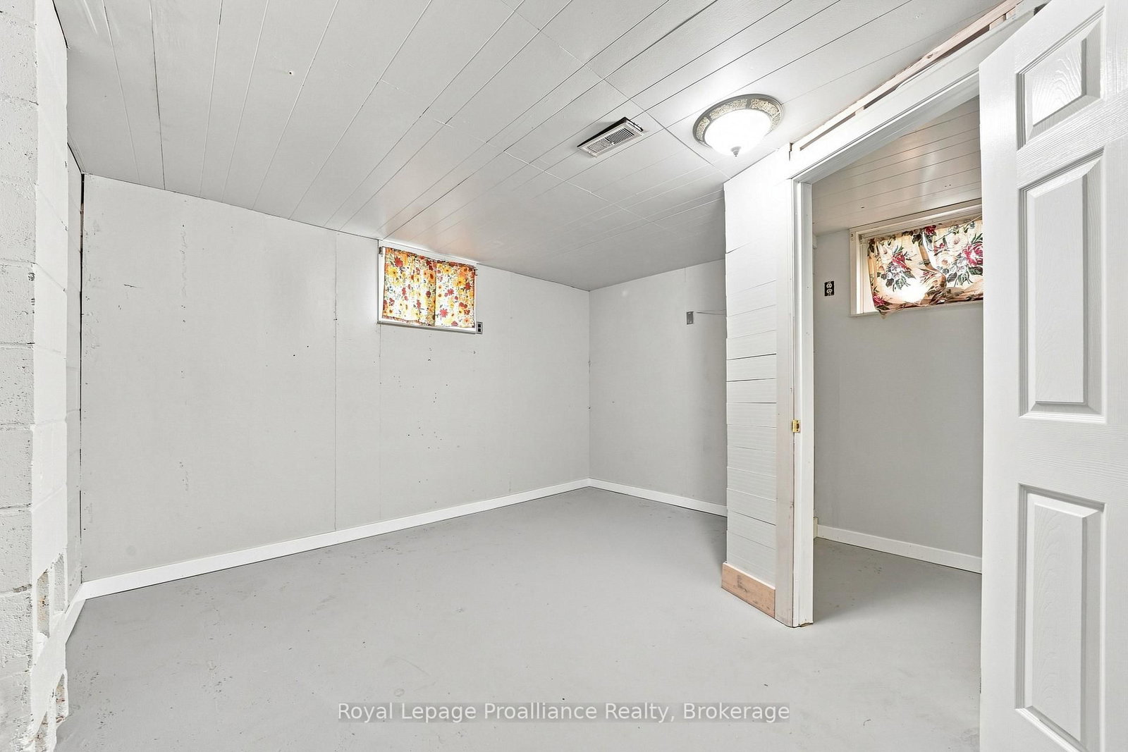 15 Elvins Gardens • Belleville, ON photo 26