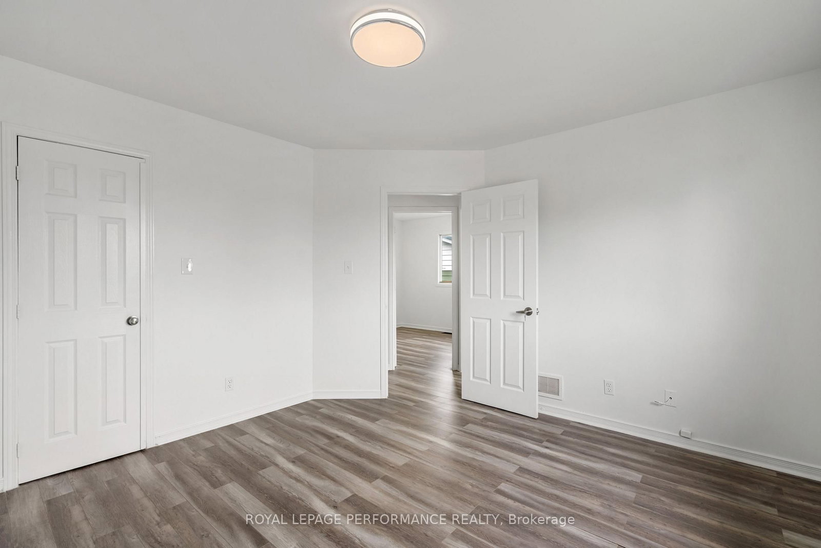 1011 Adolphus Street • Cornwall, ON photo 15