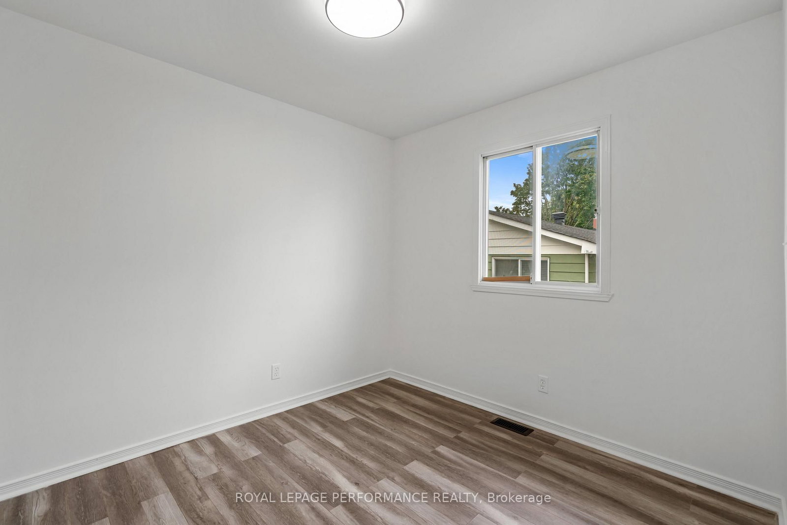 1011 Adolphus Street • Cornwall, ON photo 19