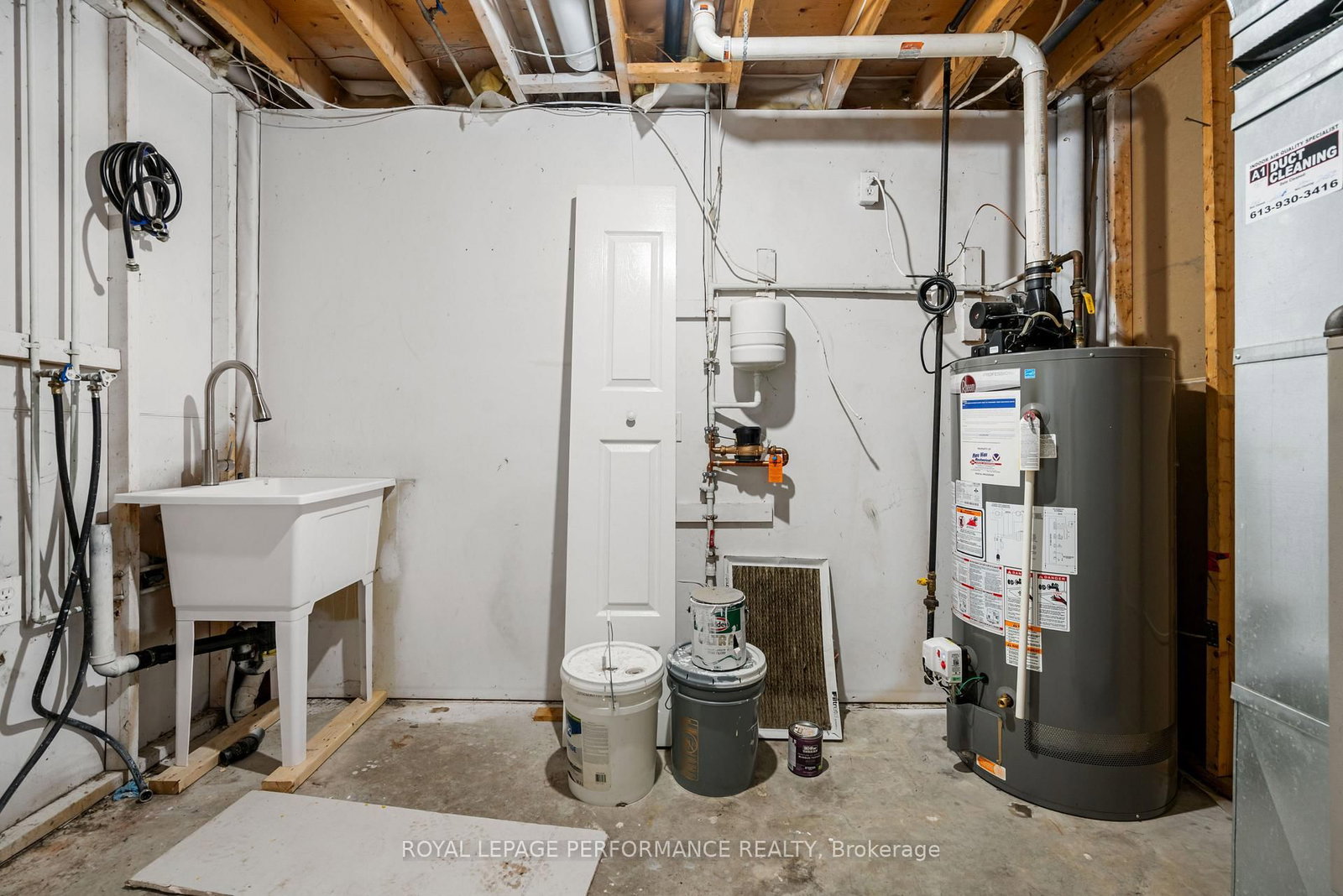 1011 Adolphus Street • Cornwall, ON photo 31