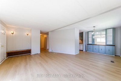 21 Maplewood Avenue • Carleton Place, ON photo 5