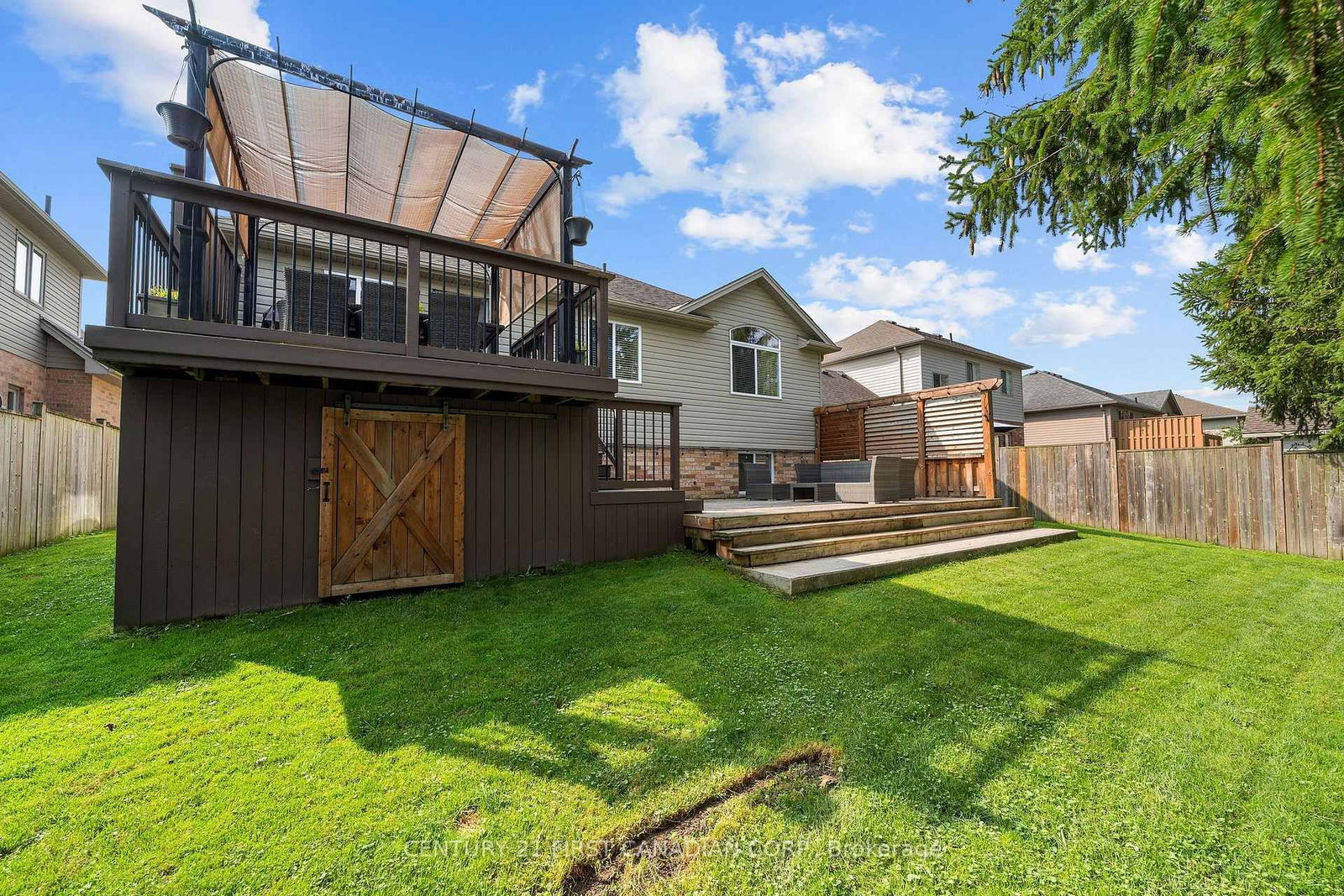 102 Watson Street • Lucan Biddulph, ON photo 35