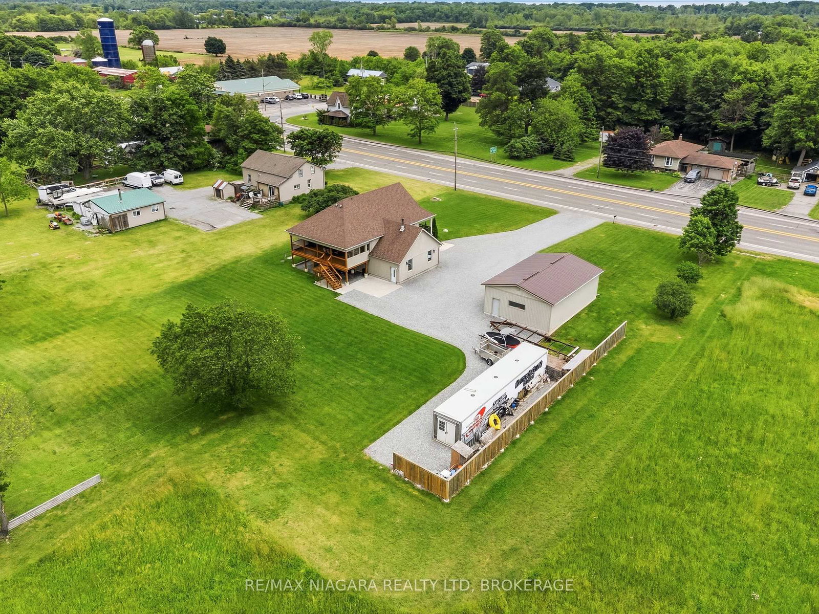 2876 3 Highway E • Port Colborne, ON photo 39