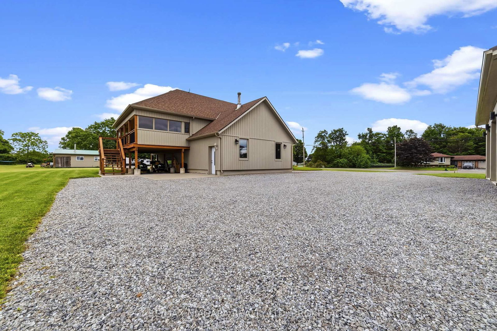 2876 3 Highway E • Port Colborne, ON photo 46
