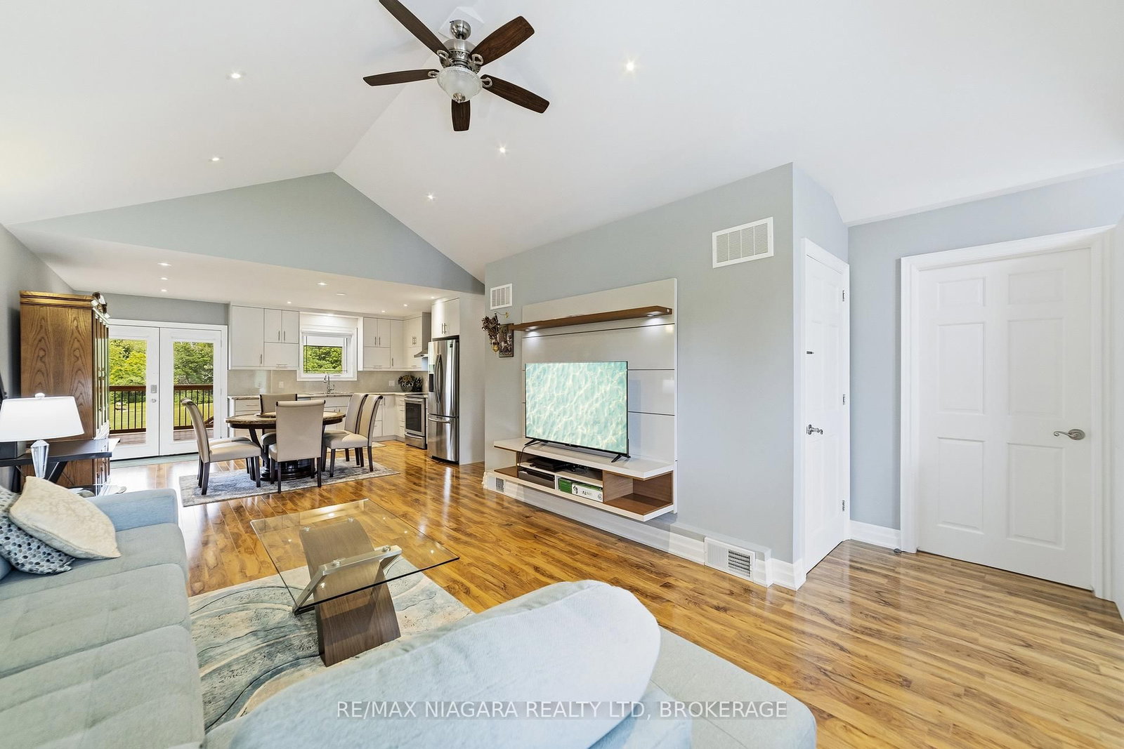 2876 3 Highway E • Port Colborne, ON photo 8