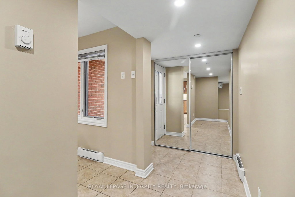 26 - 403 Stratas Circuit 5