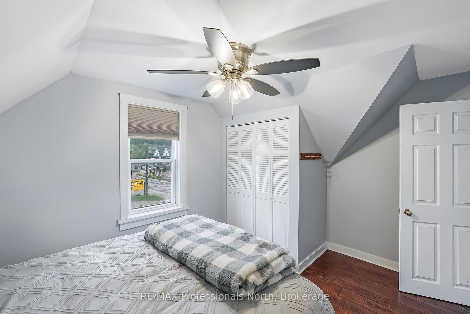 33 Maple Avenue • Dysart et al, ON photo 25