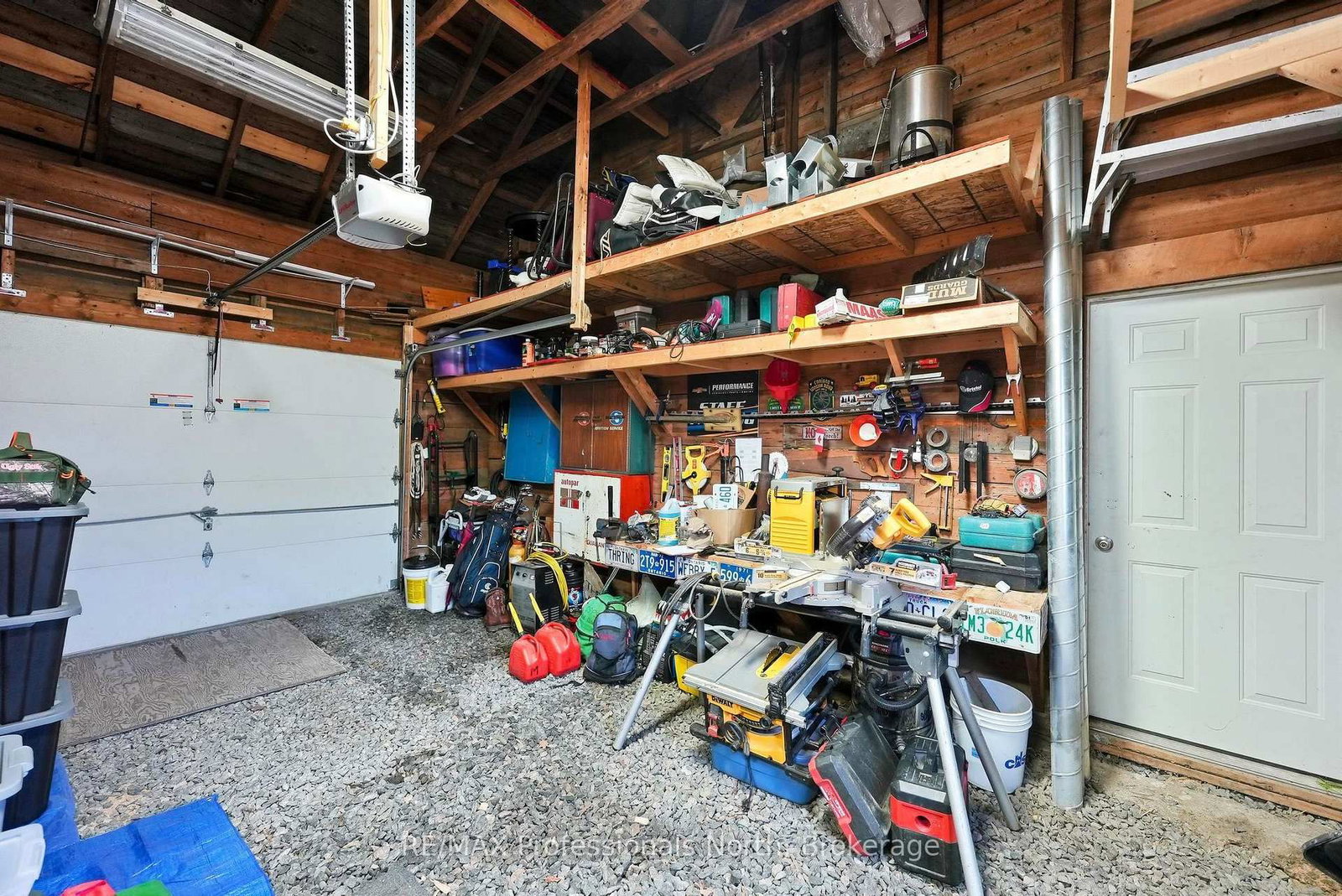 33 Maple Avenue • Dysart et al, ON photo 37