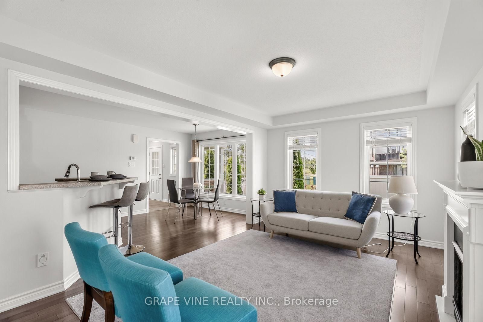210 CLINTONIA Street • Ottawa, ON photo 10