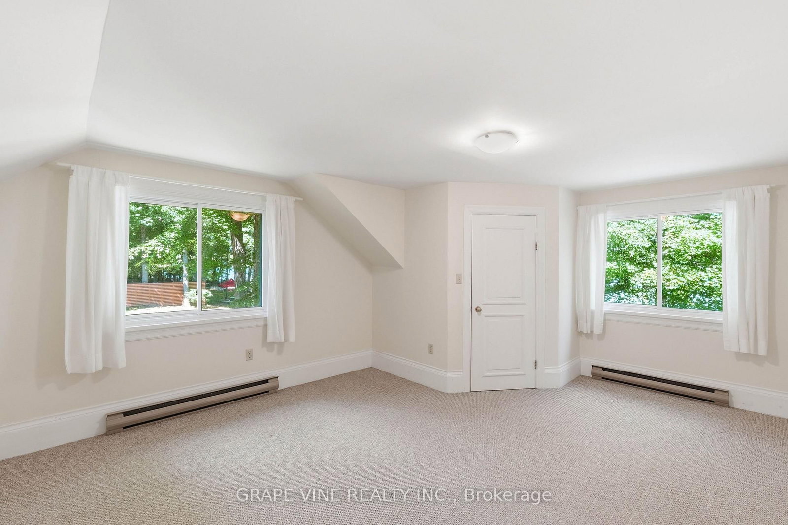 68 Goodman Crescent • Prince Edward County, ON photo 21