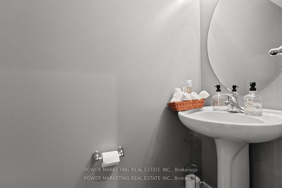 2200 NANTES Street • Ottawa, ON photo 10