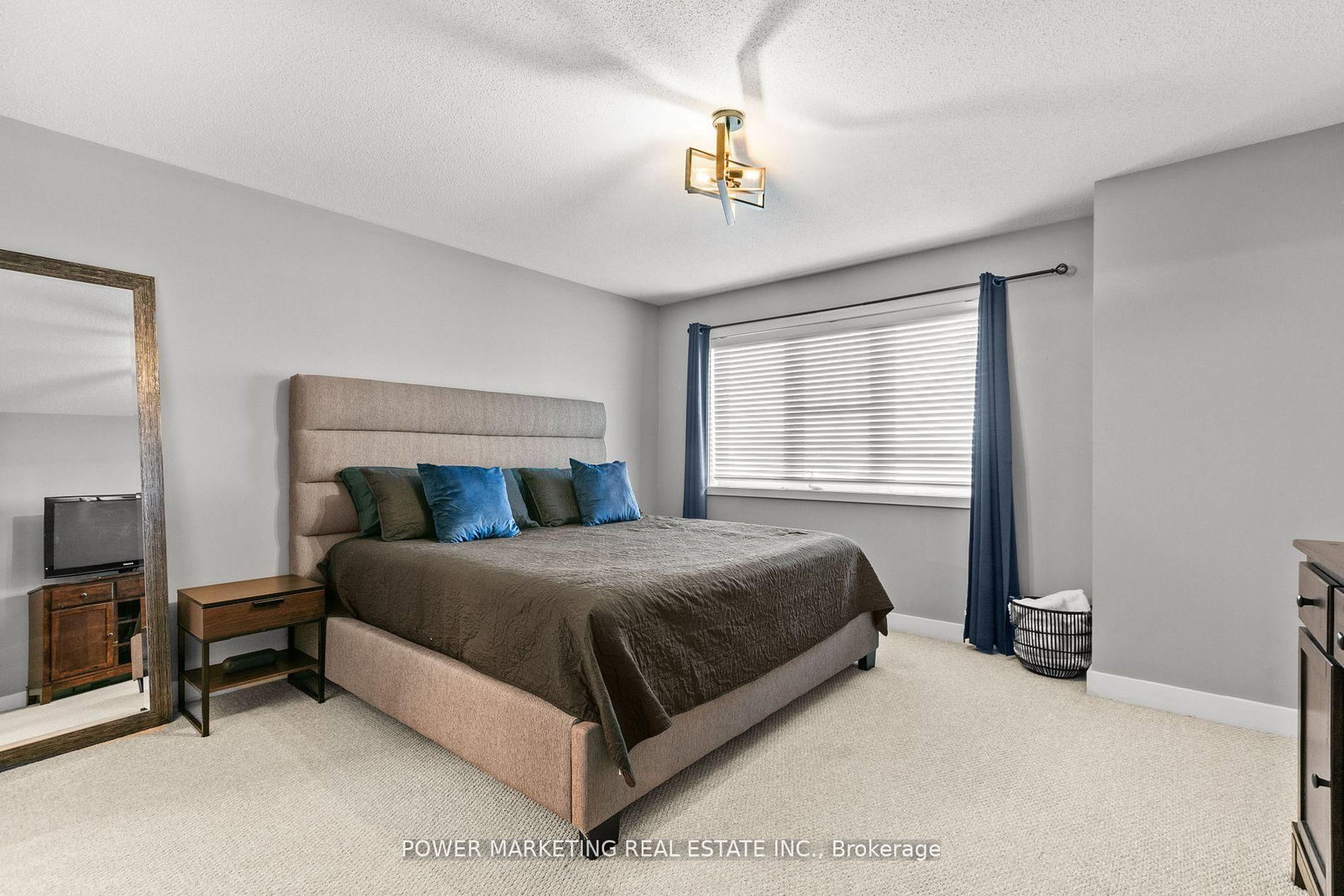 2200 NANTES Street • Ottawa, ON photo 15