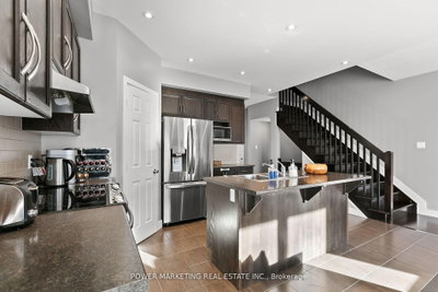 2200 NANTES Street • Ottawa, ON photo 8