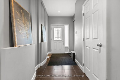 2200 NANTES Street • Ottawa, ON photo 9