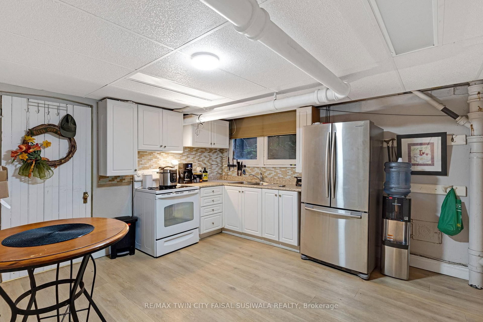 122 Dufferin Avenue • Brantford, ON photo 44