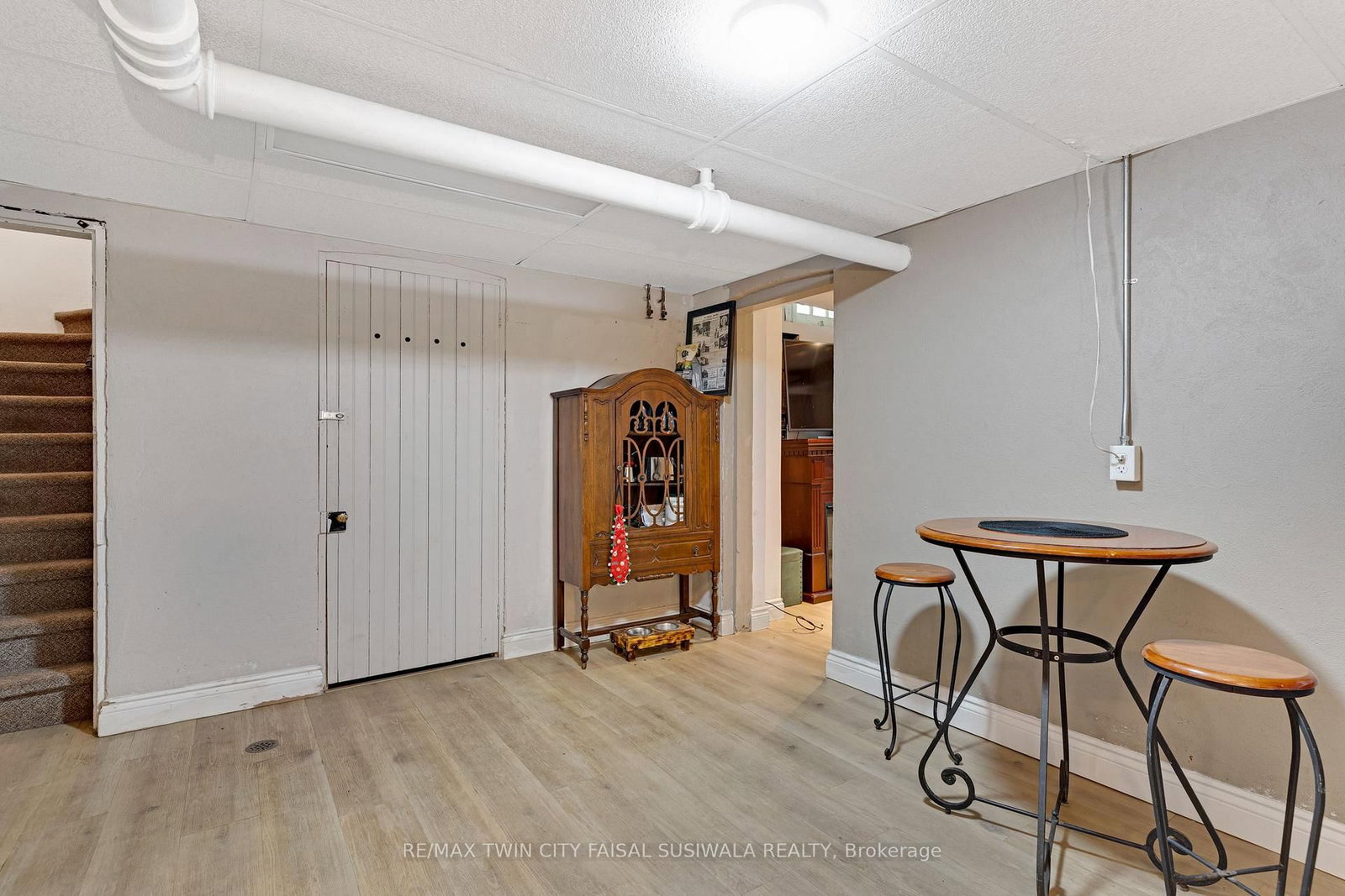 122 Dufferin Avenue • Brantford, ON photo 45