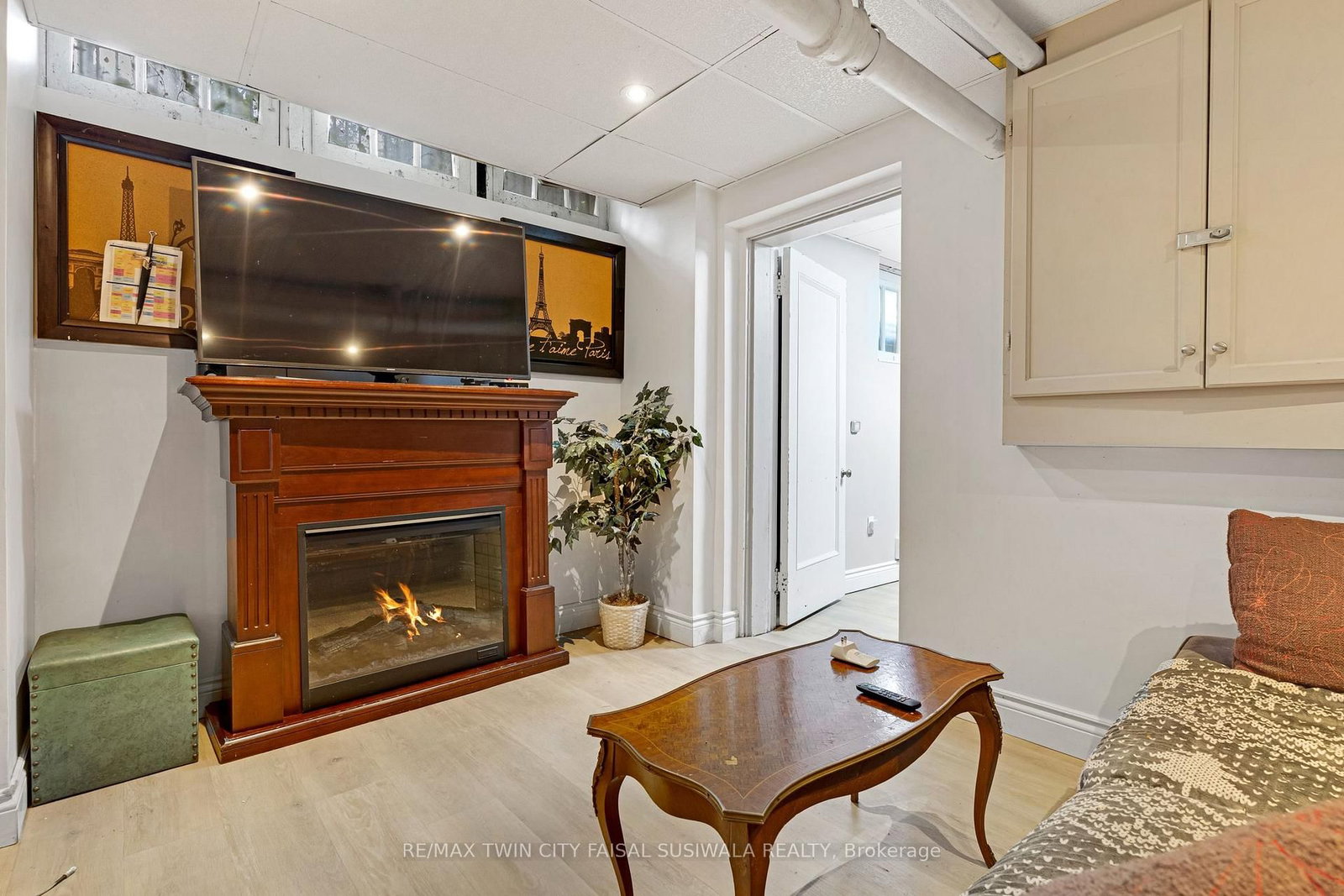 122 Dufferin Avenue • Brantford, ON photo 46