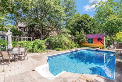 122 Dufferin Avenue • Brantford, ON photo 9