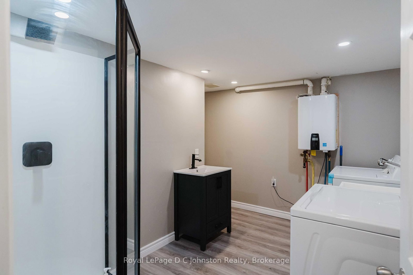 229 Edward Street • Saugeen Shores, ON photo 12
