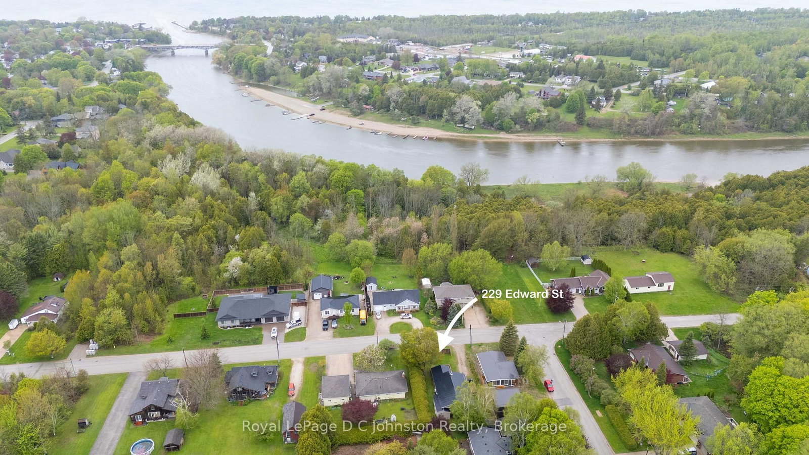229 Edward Street • Saugeen Shores, ON photo 30