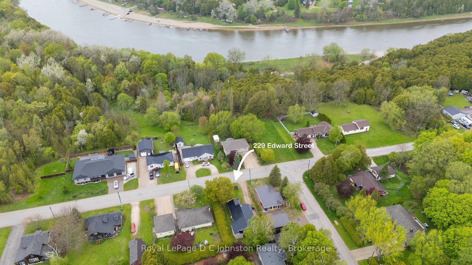 229 Edward Street • Saugeen Shores, ON photo 31