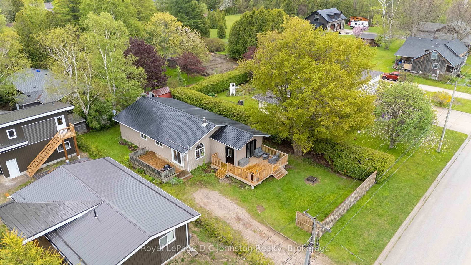 229 Edward Street • Saugeen Shores, ON photo 37