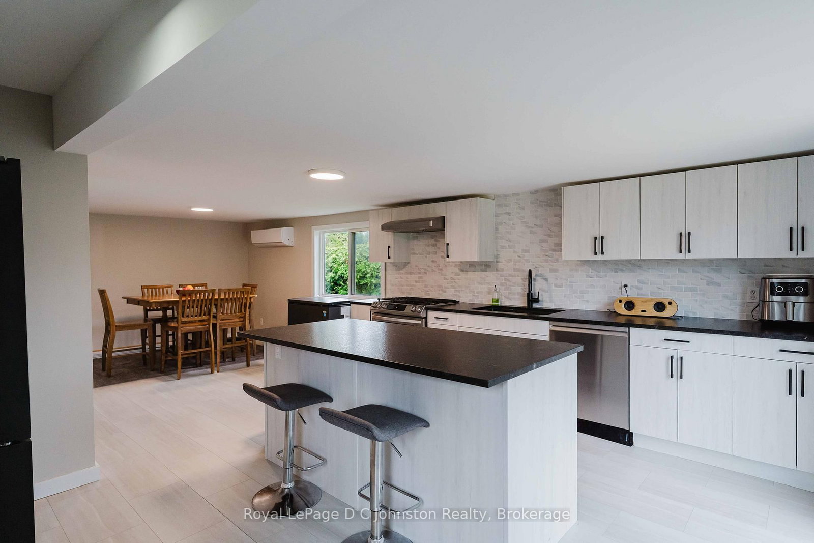 229 Edward Street • Saugeen Shores, ON photo 9