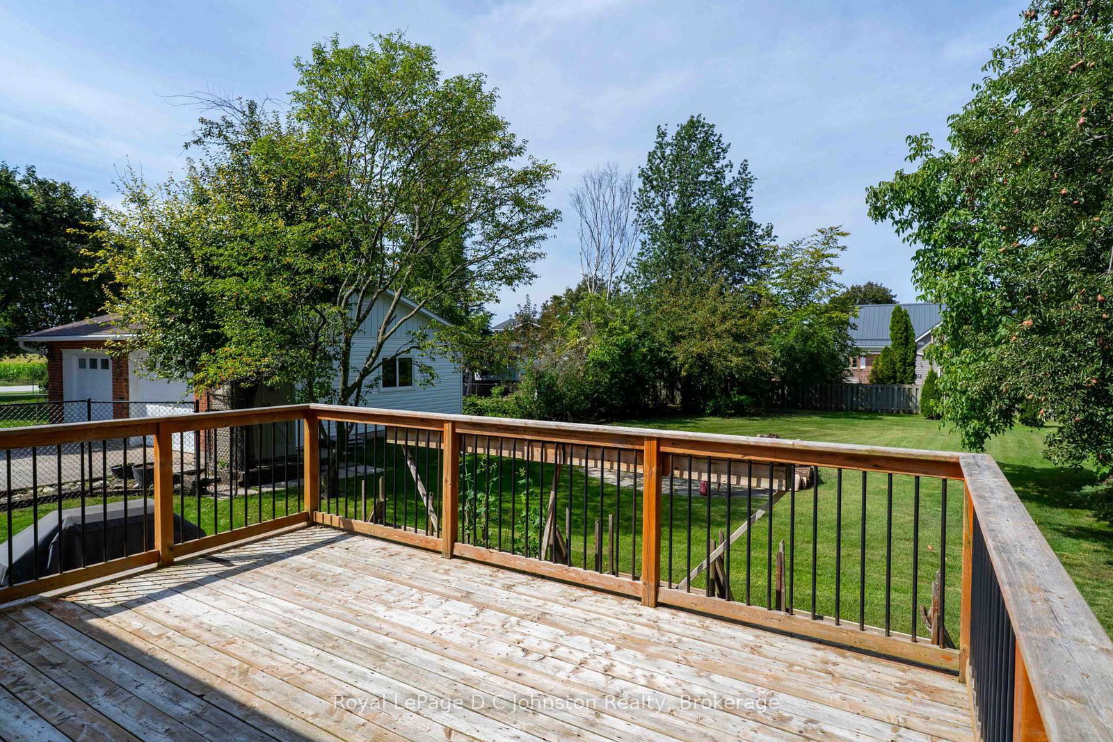 19 Smith Street • Kincardine, ON photo 38