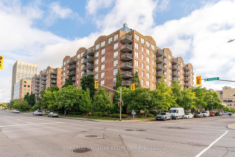 616 - 45 Holland Avenue